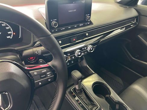 Used 2025 Honda Civic Sport image 22