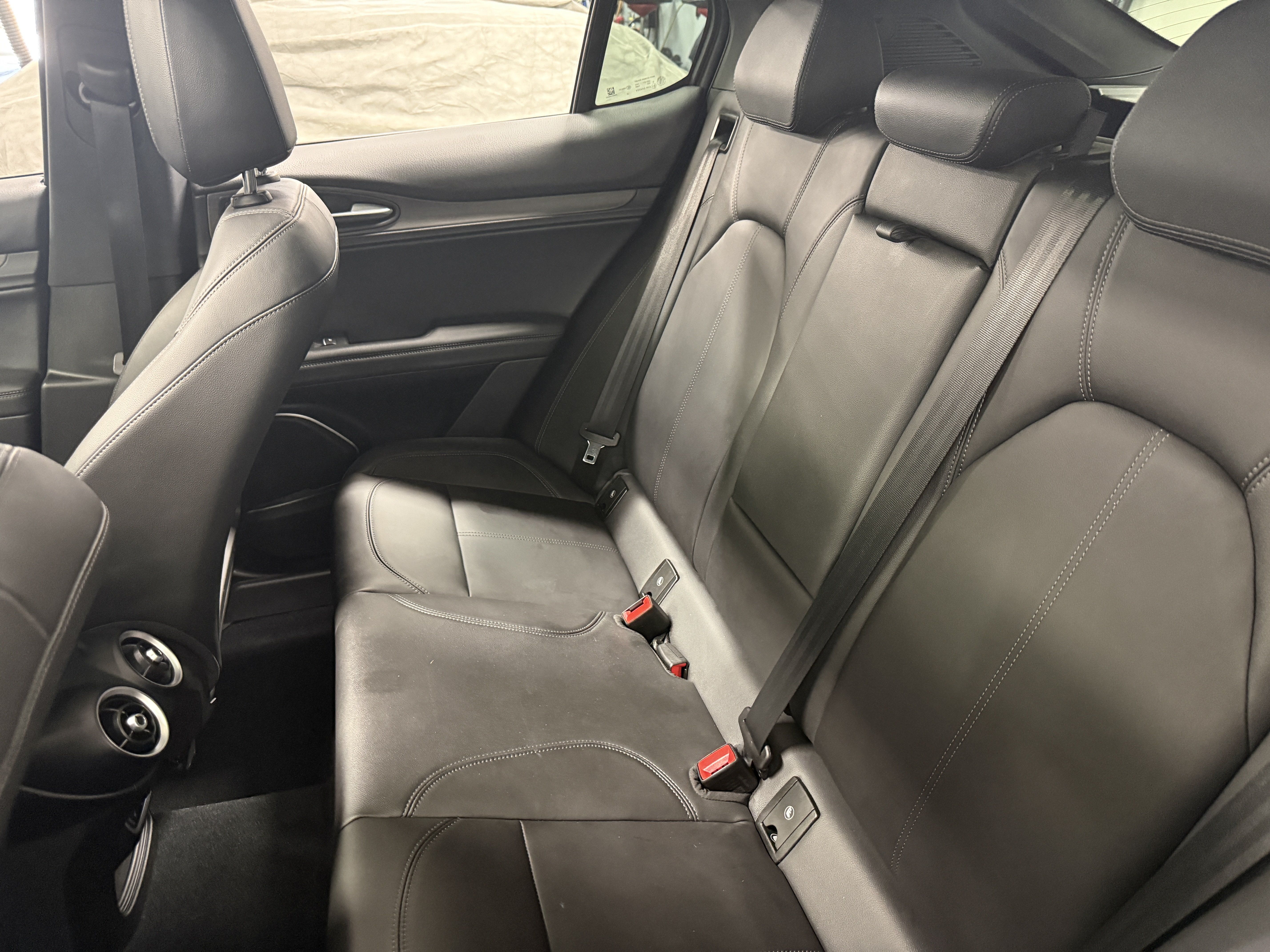 Certified 2023 Alfa Romeo Stelvio Ti AWD/4WD image 16
