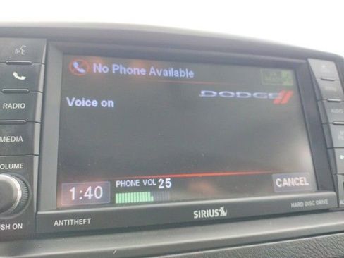 Used 2019 Dodge Grand Caravan SE w/ UConnect Hands-Free Group image 33