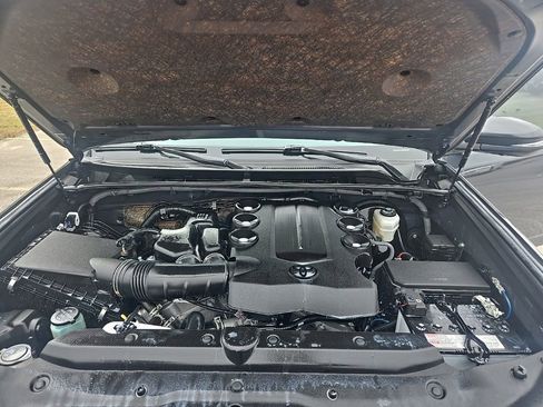 Used 2024 Toyota 4Runner SR5 Premium w/ Moonroof Package image 13