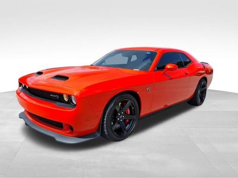 Used 2022 Dodge Challenger SRT Hellcat Redeye RWD image 2