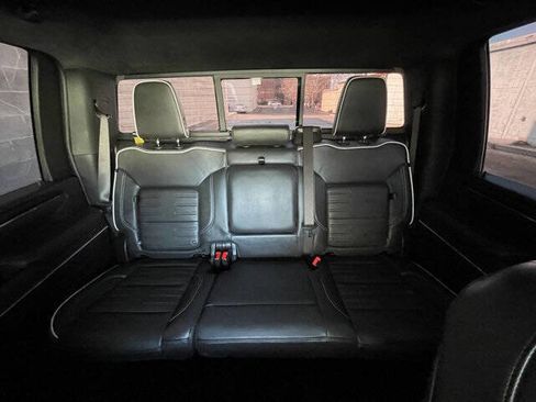 Used 2024 GMC Sierra 2500 AT4X image 19