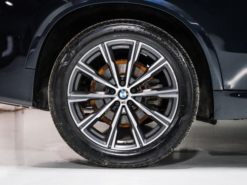 Used 2019 BMW X5 xDrive40i w/ M Sport Package AWD/4WD image 10