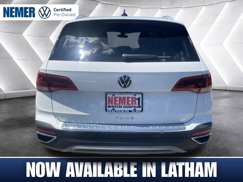 Certified 2023 Volkswagen Taos SE FWD image 5