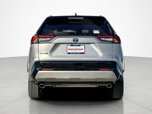 Used 2022 Toyota RAV4 XSE image 4