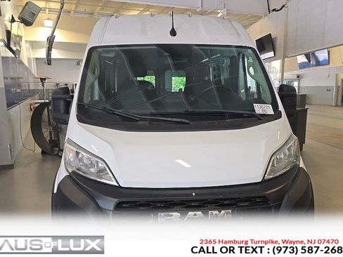 Used 2023 RAM ProMaster 2500 FWD image 2