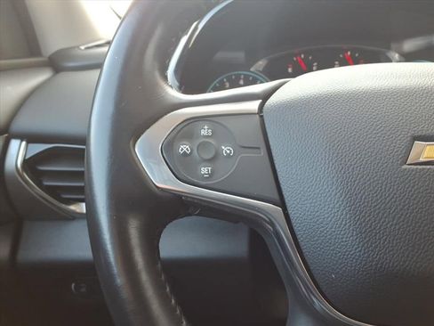 Used 2021 Chevrolet Traverse LT w/ LT Premium Package FWD image 18