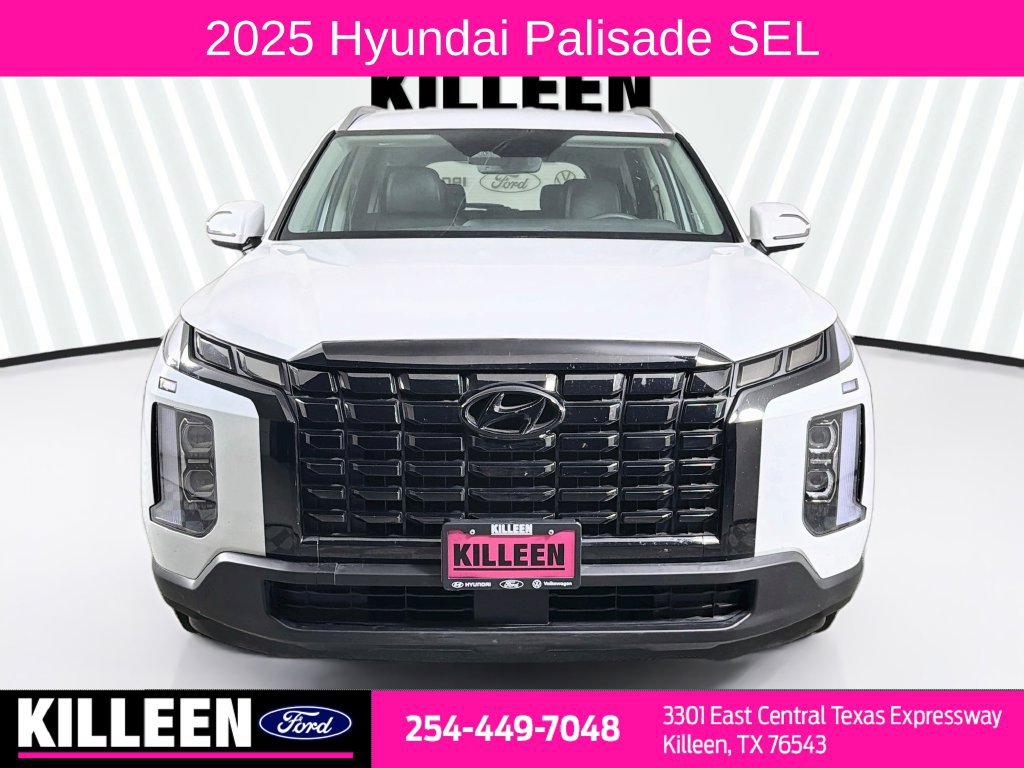 Used 2025 Hyundai Palisade SEL FWD image 2