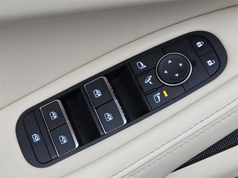 Used 2023 INFINITI QX60 Luxe image 17