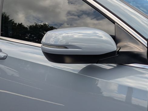 Certified 2022 Honda CR-V Touring image 17
