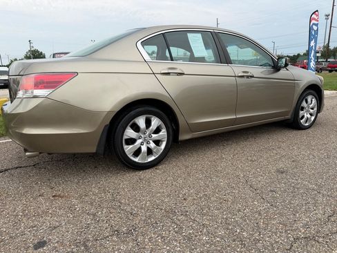 Used 2010 Honda Accord EX image 6