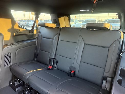 New 2026 GMC Yukon XL Denali w/ Denali Reserve Package image 23