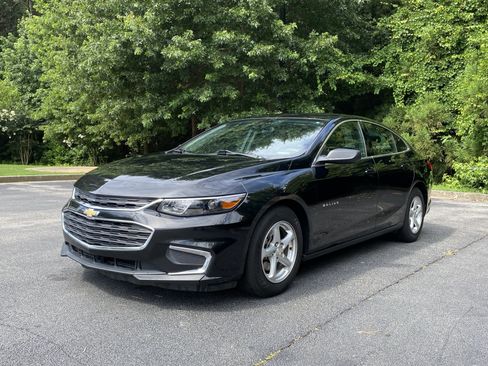 Used 2018 Chevrolet Malibu LS FWD image 5