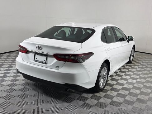 Used 2023 Toyota Camry LE AWD/4WD image 5