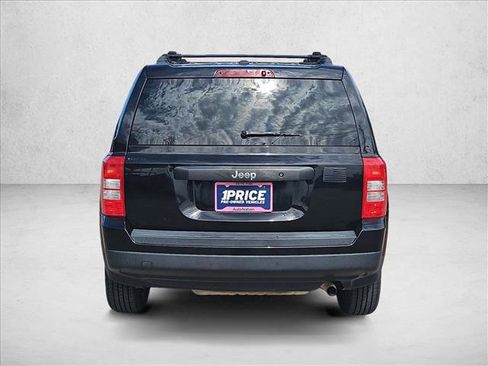 Used 2016 Jeep Patriot Sport w/ Tire & Wheel Group image 7