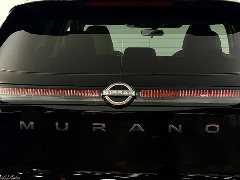 Used 2025 Nissan Murano SV AWD/4WD image 14