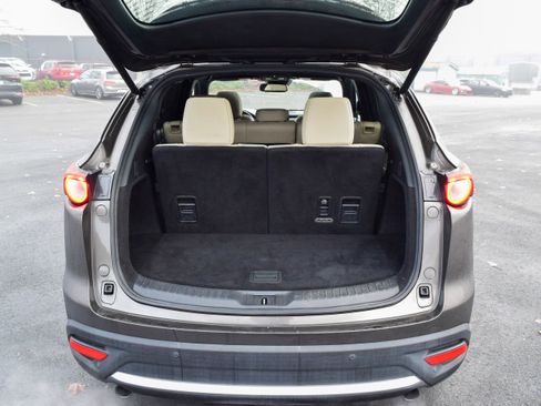 Used 2018 MAZDA CX-9 Grand Touring image 16