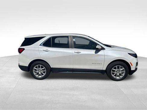 Used 2022 Chevrolet Equinox LT image 7