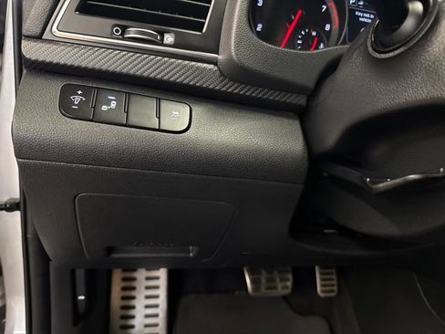 Used 2018 Hyundai Elantra Sport w/ Sport Premium Package 03 FWD image 20
