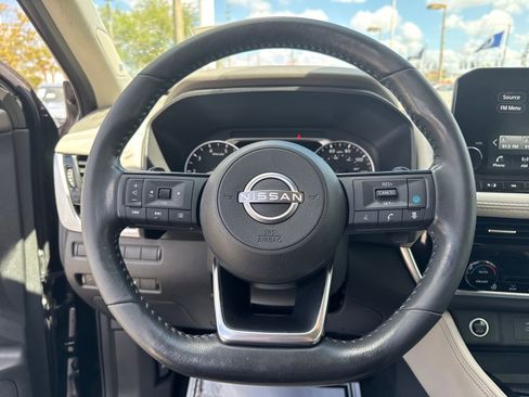 Certified 2023 Nissan Rogue SL w/ SL Premium Package image 15