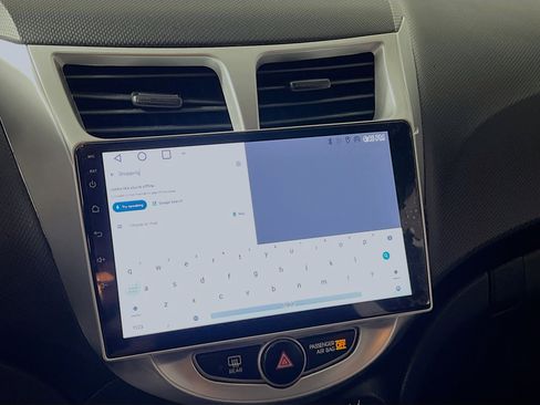 Used 2012 Hyundai Accent GS image 26