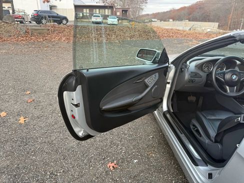 Used 2005 BMW 645Ci 645Ci Convertible 2D image 23