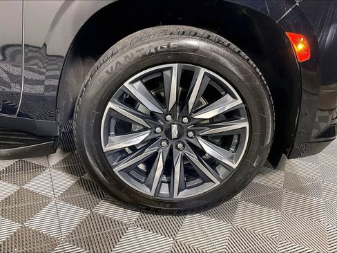 Used 2023 Cadillac Escalade Sport AWD/4WD image 12