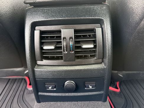 Used 2014 BMW 335i xDrive Sedan AWD/4WD image 25