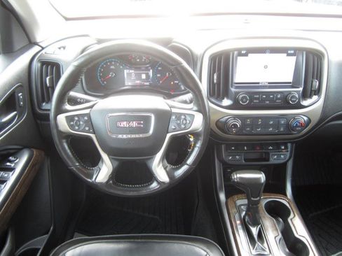 Used 2018 GMC Canyon Denali AWD/4WD image 9