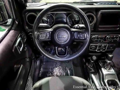 Used 2023 Jeep Wrangler Unlimited w/ Convenience Group AWD/4WD image 16