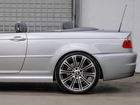 Used 2004 BMW M3 Convertible RWD image 23