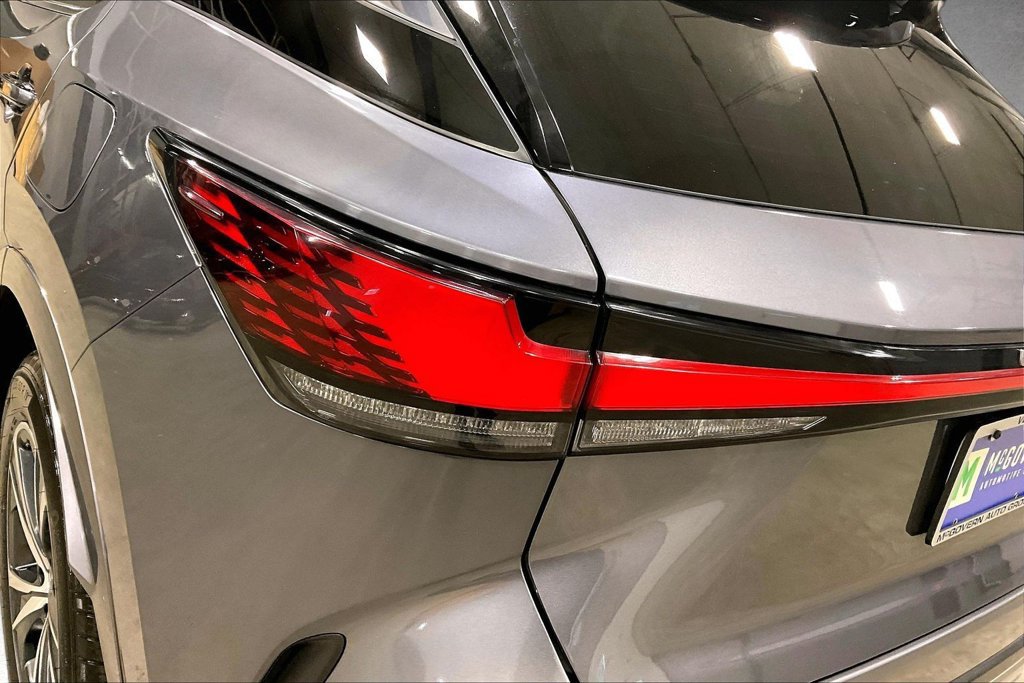 Used 2023 Lexus RX 350 Premium w/ Accessory Package (Z1) AWD/4WD image 24