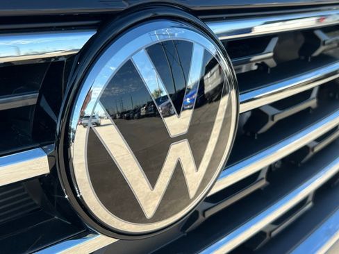New 2026 Volkswagen Atlas SE FWD image 39