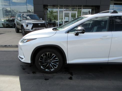 Used 2022 Lexus RX 350 AWD w/ Special Edition image 2