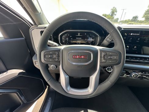 New 2026 GMC Sierra 1500 Elevation image 23