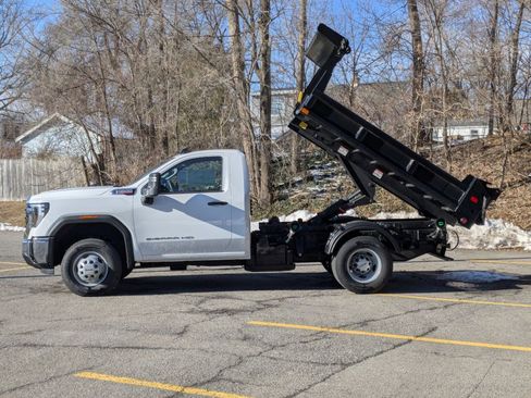 New 2026 GMC Sierra 3500 Pro AWD/4WD image 6
