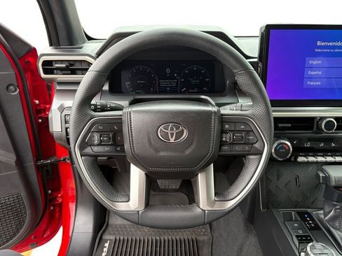 Used 2025 Toyota Tacoma TRD Off-Road AWD/4WD image 15