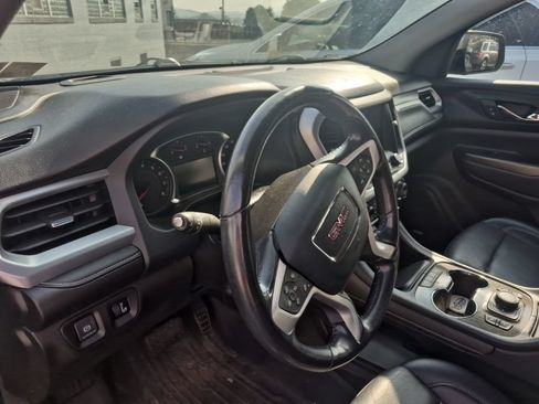 Used 2021 GMC Acadia SLT w/ Elevation Edition FWD image 10