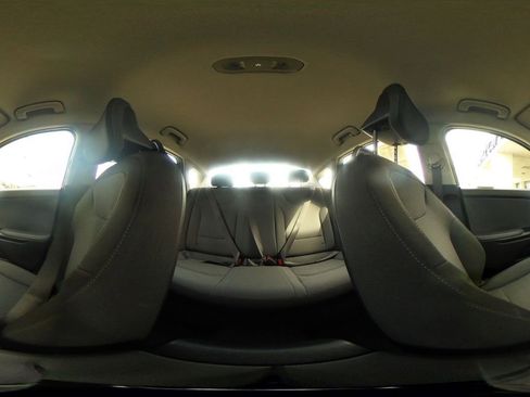 Used 2025 Kia K4 LXS image 42