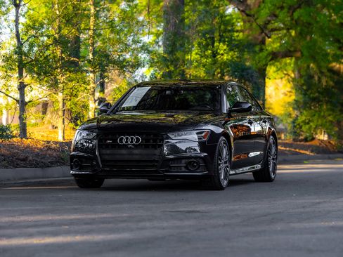 Used 2017 Audi S6 Premium Plus w/ S6 Sport Package image 41