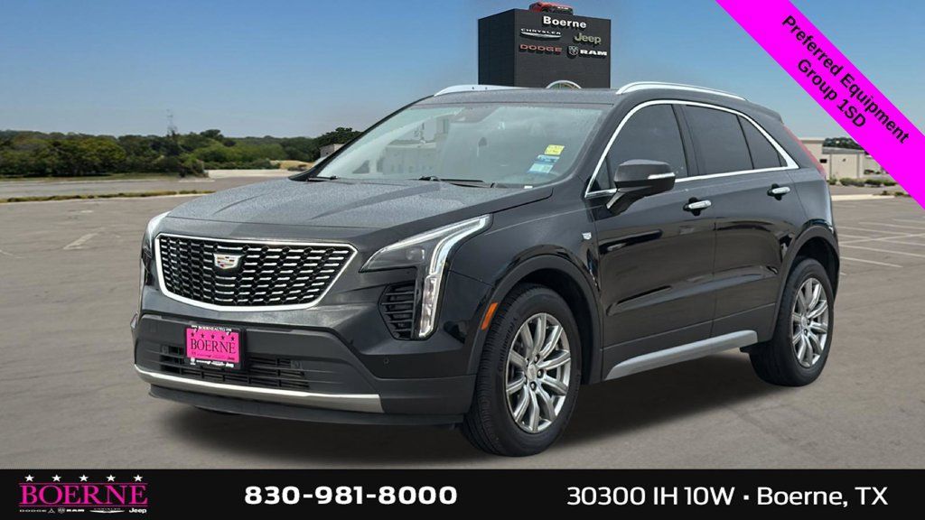 Used 2021 Cadillac XT4 Premium Luxury w/ Cold Weather Package FWD image 7