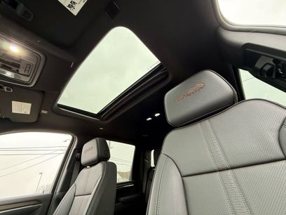 Used 2024 Chevrolet Silverado 2500 High Country w/ Midnight Edition