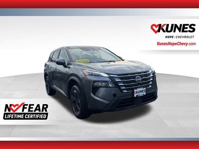 Used 2024 Nissan Rogue SV