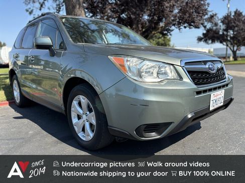 Used 2015 Subaru Forester 2.5i Premium AWD/4WD image 1