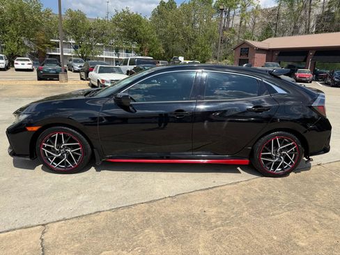 Used 2017 Honda Civic EX image 2