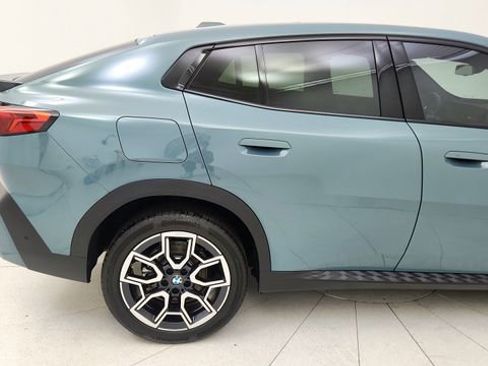 Used 2025 BMW X2 xDrive28i image 12
