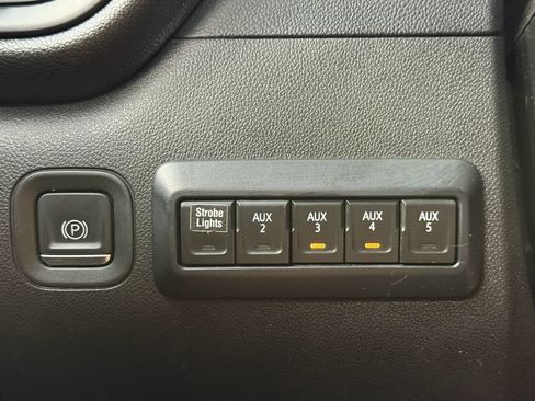 Used 2022 Chevrolet Silverado 2500 W/T w/ WT Fleet Convenience Package AWD/4WD image 24