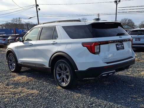 New 2026 Ford Explorer Active w/ Active Comfort Package image 4