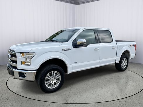 Used 2017 Ford F150 Lariat w/ Equipment Group 501A Mid image 12