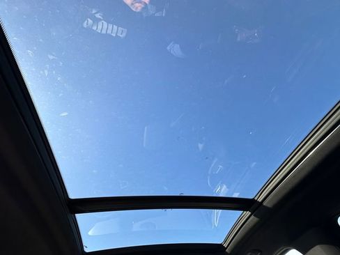 Used 2024 BMW X3 xDrive30i image 17